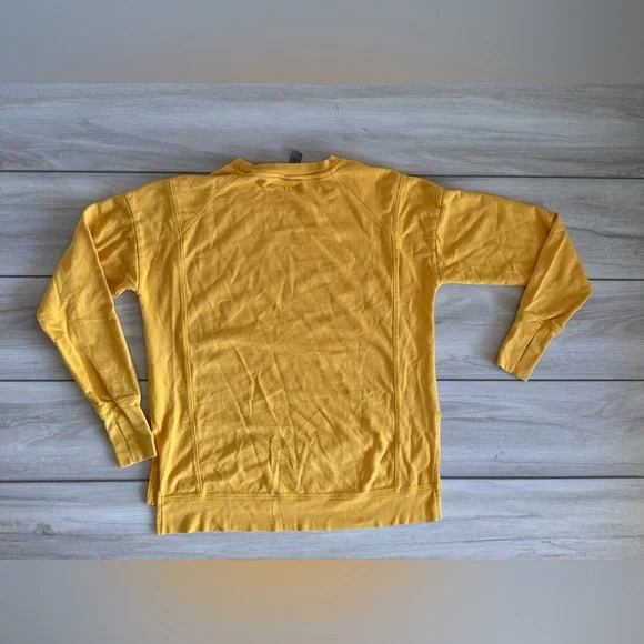 Sweaty Betty Long Sleeve Tee Yellow XS NWOT - Picture 2 of 5
